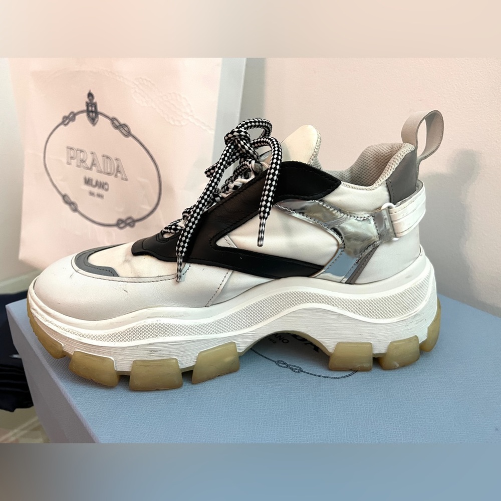 PRADA sneakers for women - Picture 4 of 11